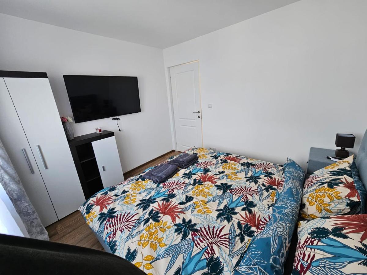 Modern Scala Apartment